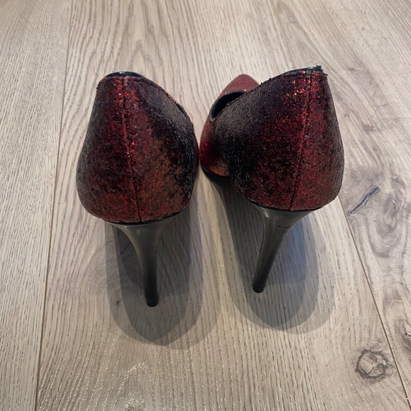 Sparkly red ombré Fioni high heels - Picture 3 of 4